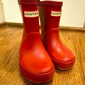 Hunter Rain Boots Wellies, Girls Boys 5C, in Red